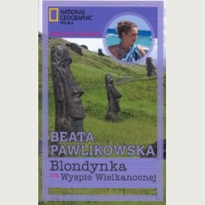 Blondynka na Wyspie Wielkanocnej